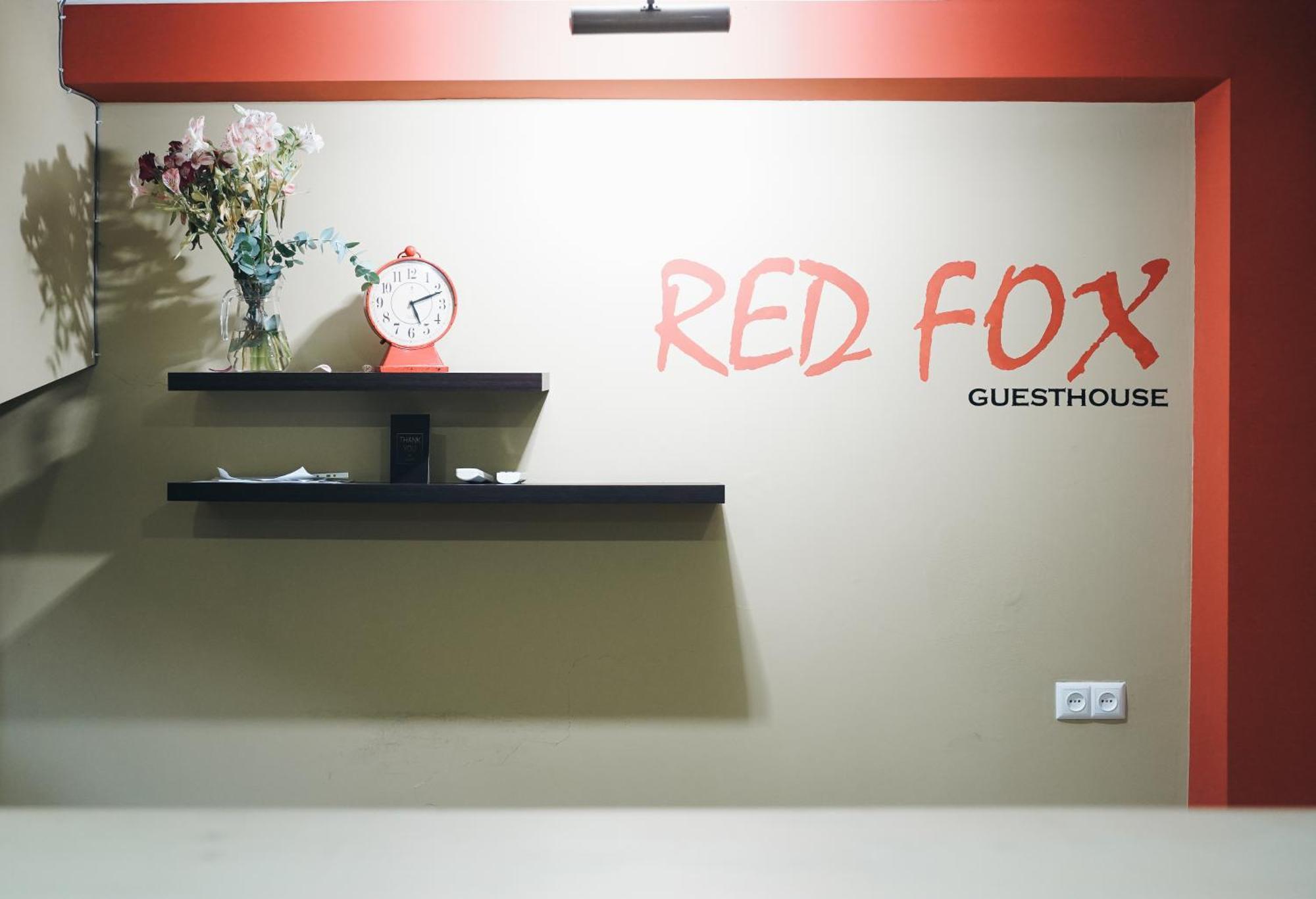 Red Fox Guesthouse Tbilisi Buitenkant foto