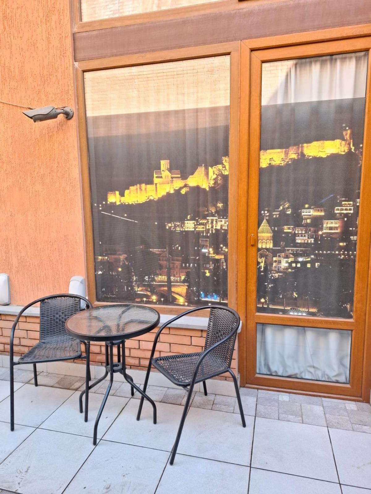 Hotel Alaverdi Palace Tbilisi Buitenkant foto