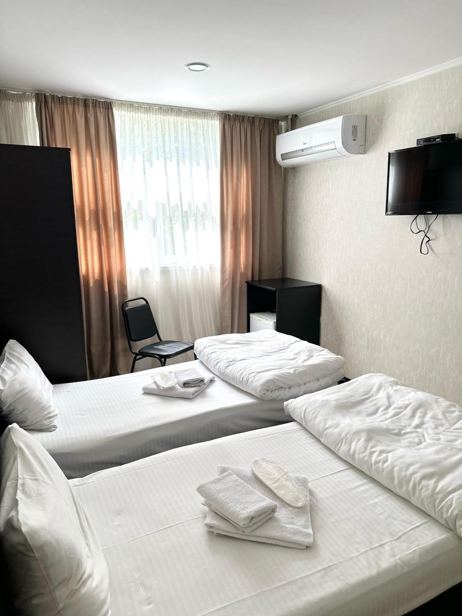 Hotel Alaverdi Palace Tbilisi Buitenkant foto
