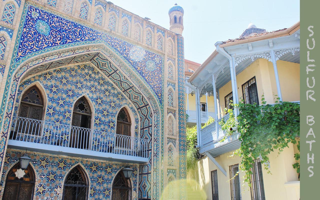 Red Fox Guesthouse Tbilisi Buitenkant foto